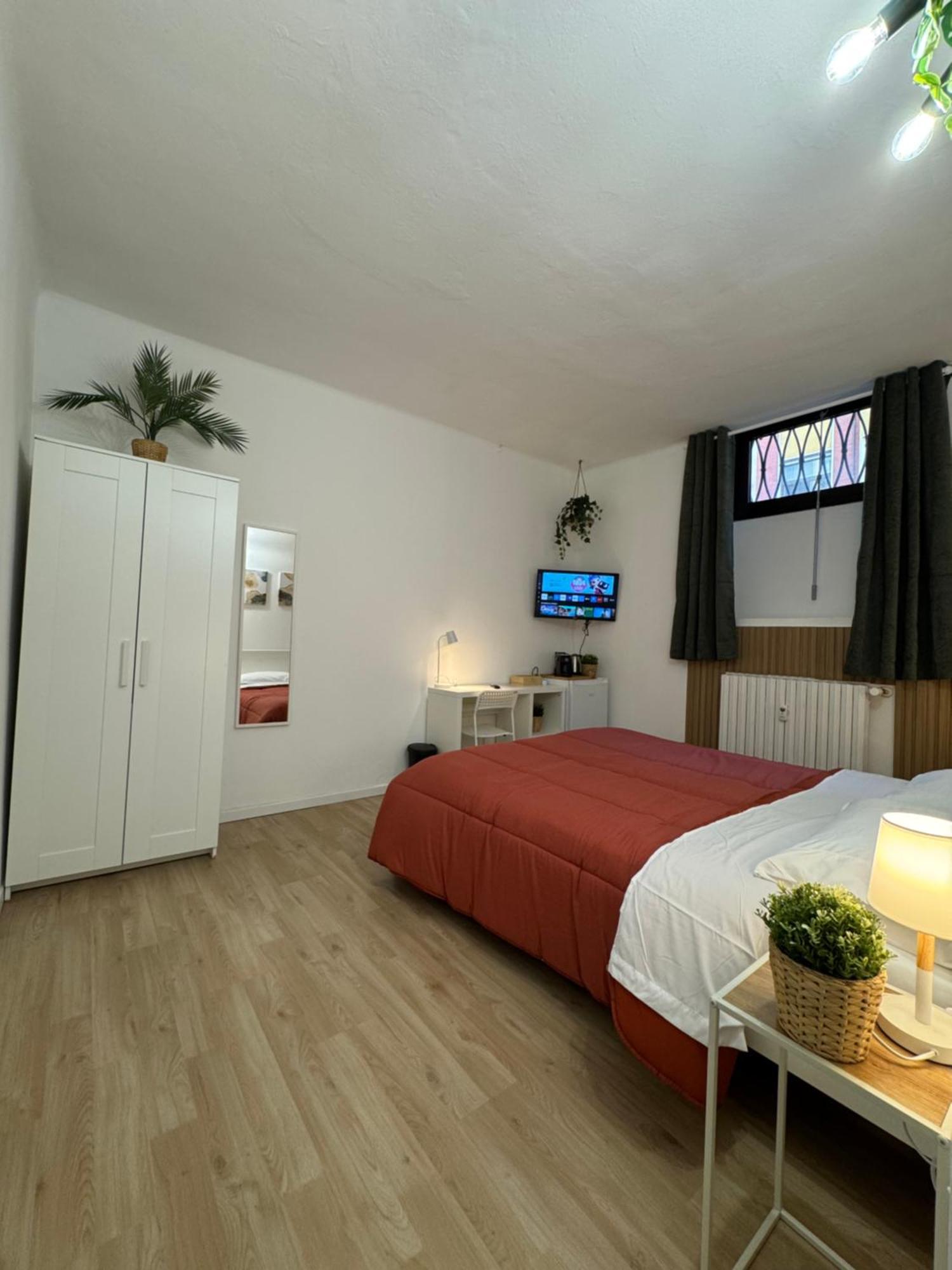מילאנו Home In Town - Home In City Life Near San Siro Stadium מראה חיצוני תמונה