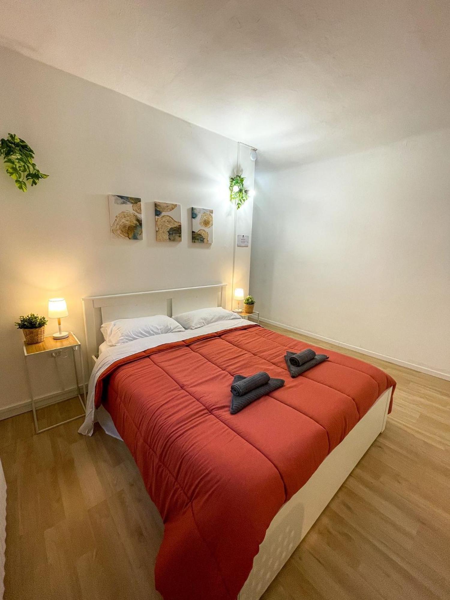 מילאנו Home In Town - Home In City Life Near San Siro Stadium מראה חיצוני תמונה