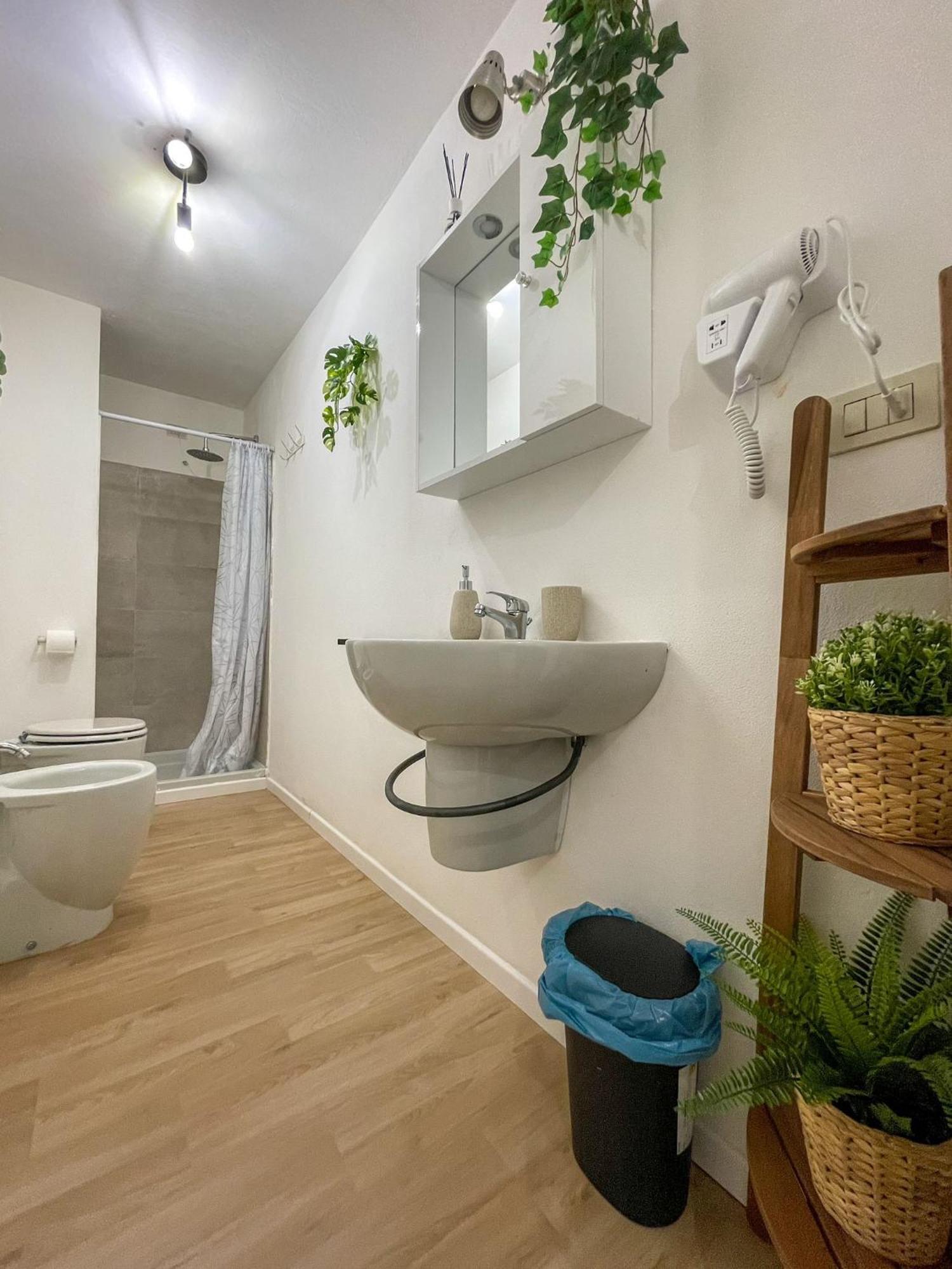 מילאנו Home In Town - Home In City Life Near San Siro Stadium מראה חיצוני תמונה